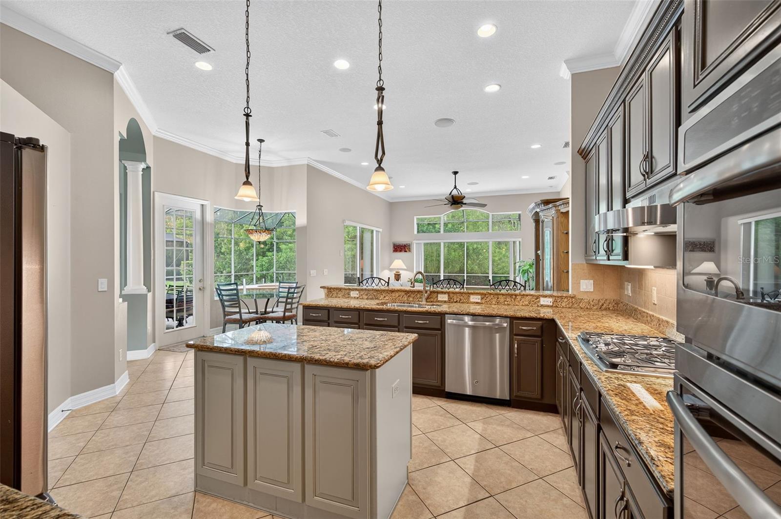 IVY LAKE ESTATES - Residential