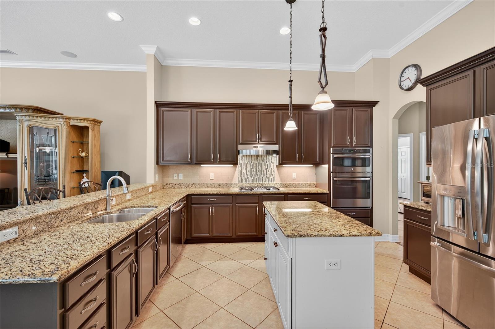 IVY LAKE ESTATES - Residential