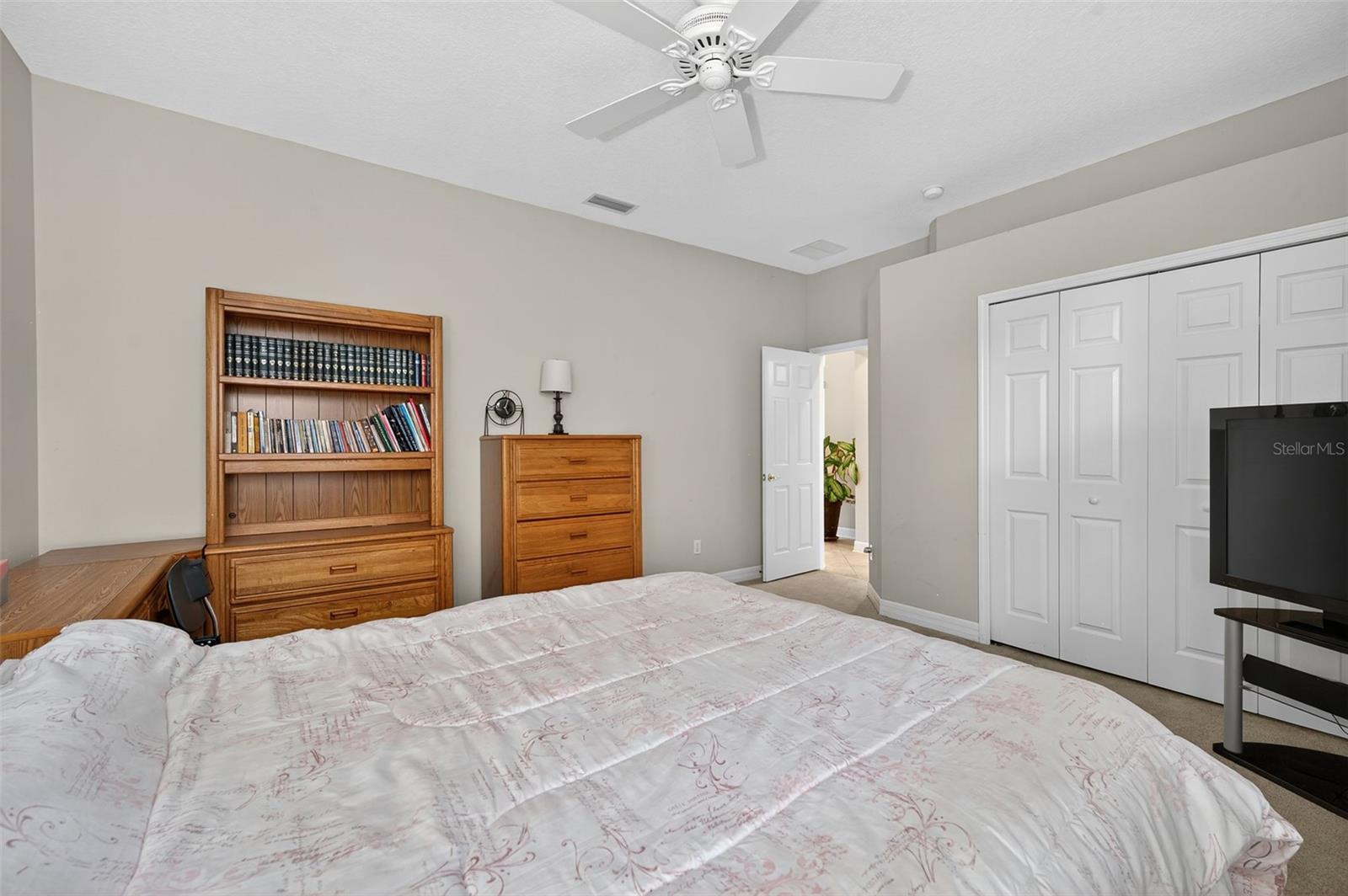 IVY LAKE ESTATES - Residential