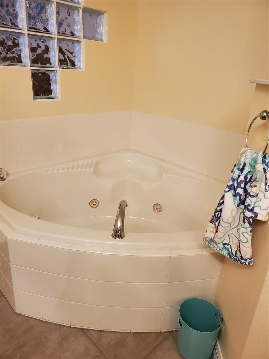 Ocean Walk Condo At Nsb - Residential Lease