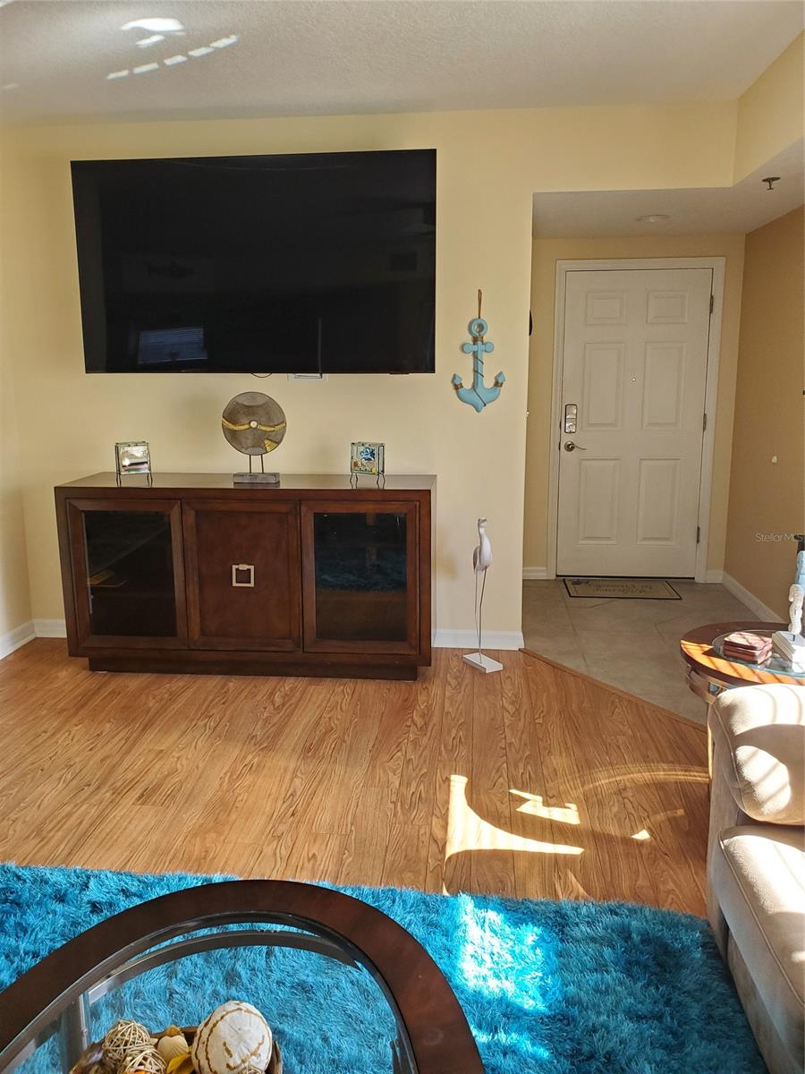 Ocean Walk Condo At Nsb - Residential Lease