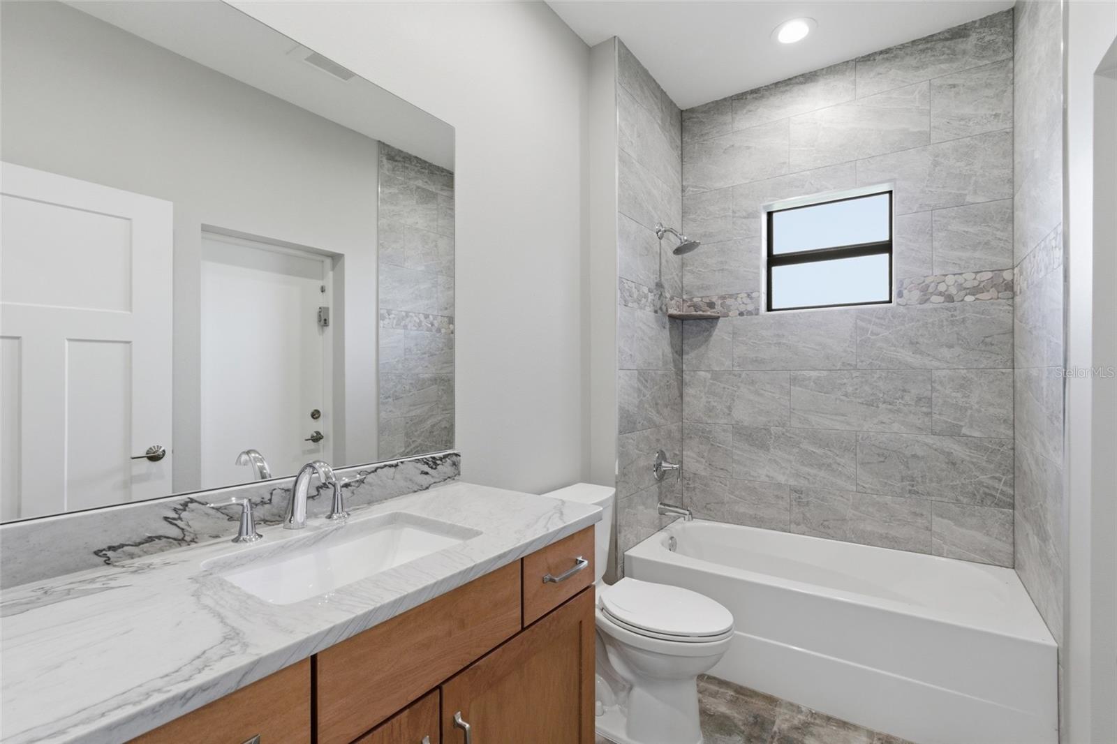 SOUTH GULF COVE - Residential