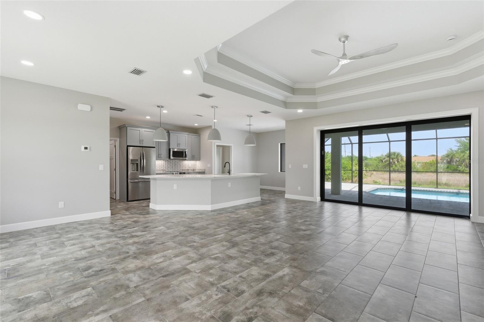 SOUTH GULF COVE - Residential