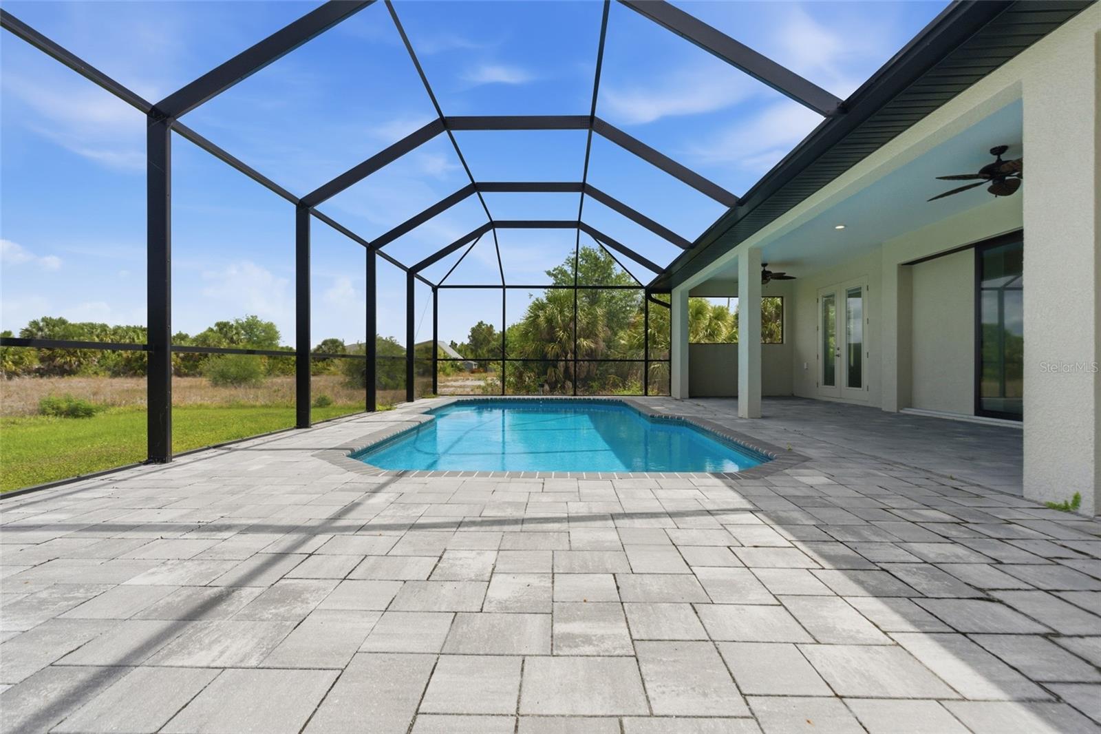 SOUTH GULF COVE - Residential