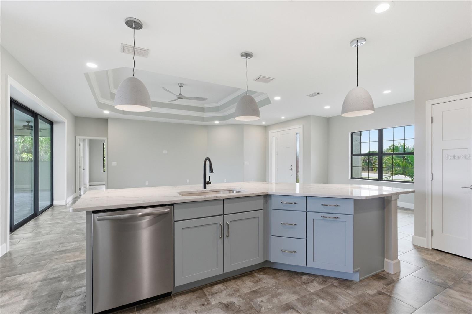 SOUTH GULF COVE - Residential