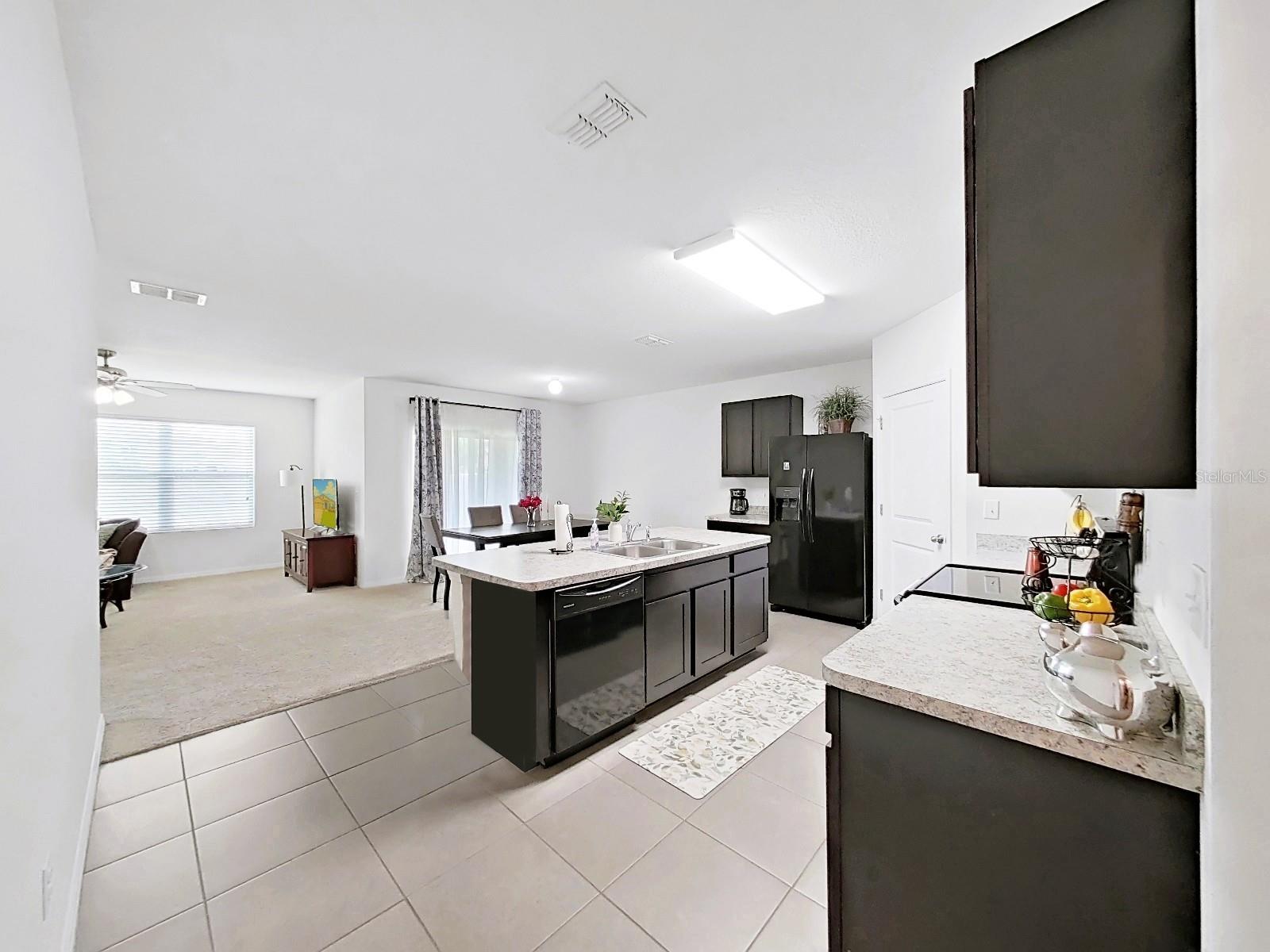 CARRIAGE POINTE SOUTH PH 2B - Residential