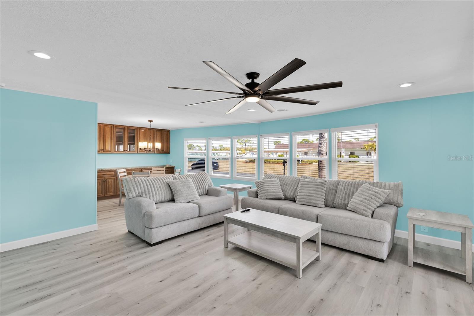 LA CASA MHP CO-OP - Residential