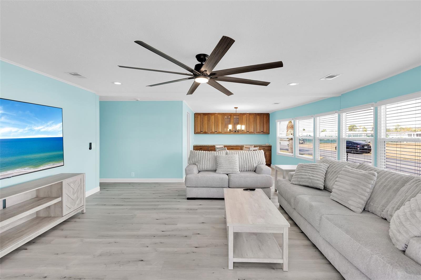 LA CASA MHP CO-OP - Residential