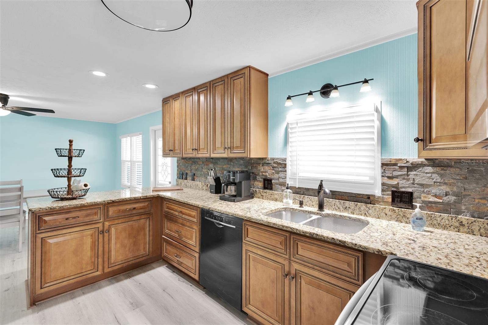 LA CASA MHP CO-OP - Residential