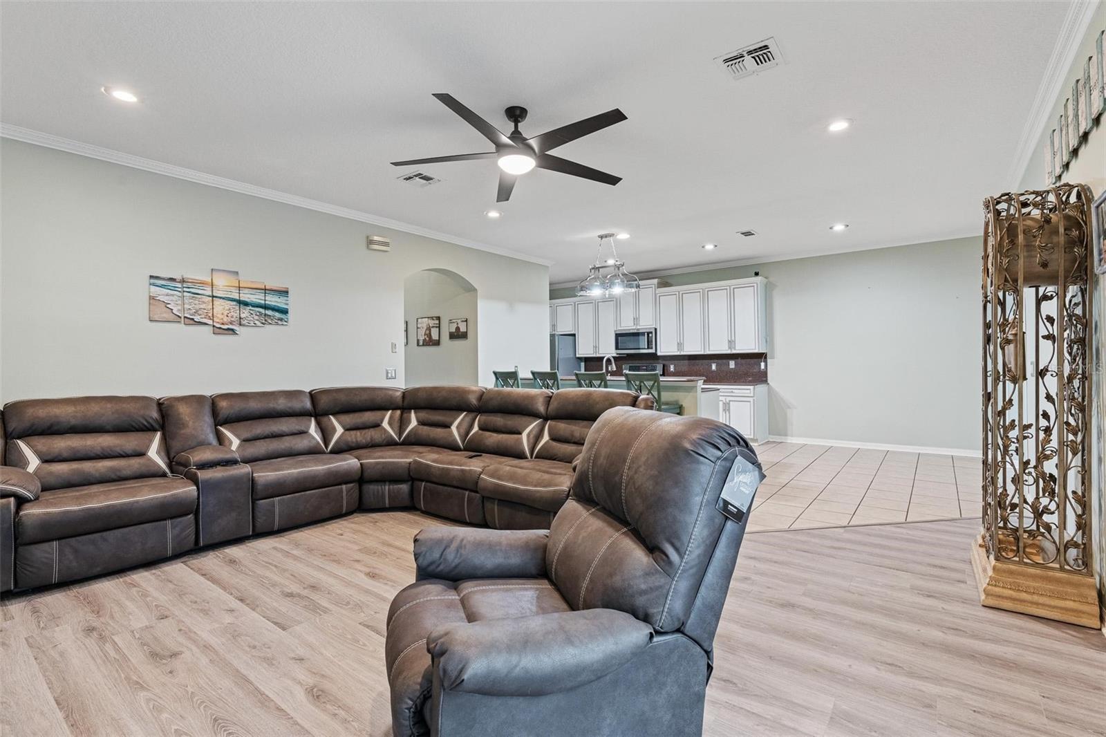 SPRING RIDGE PH 03 43/61 - Residential