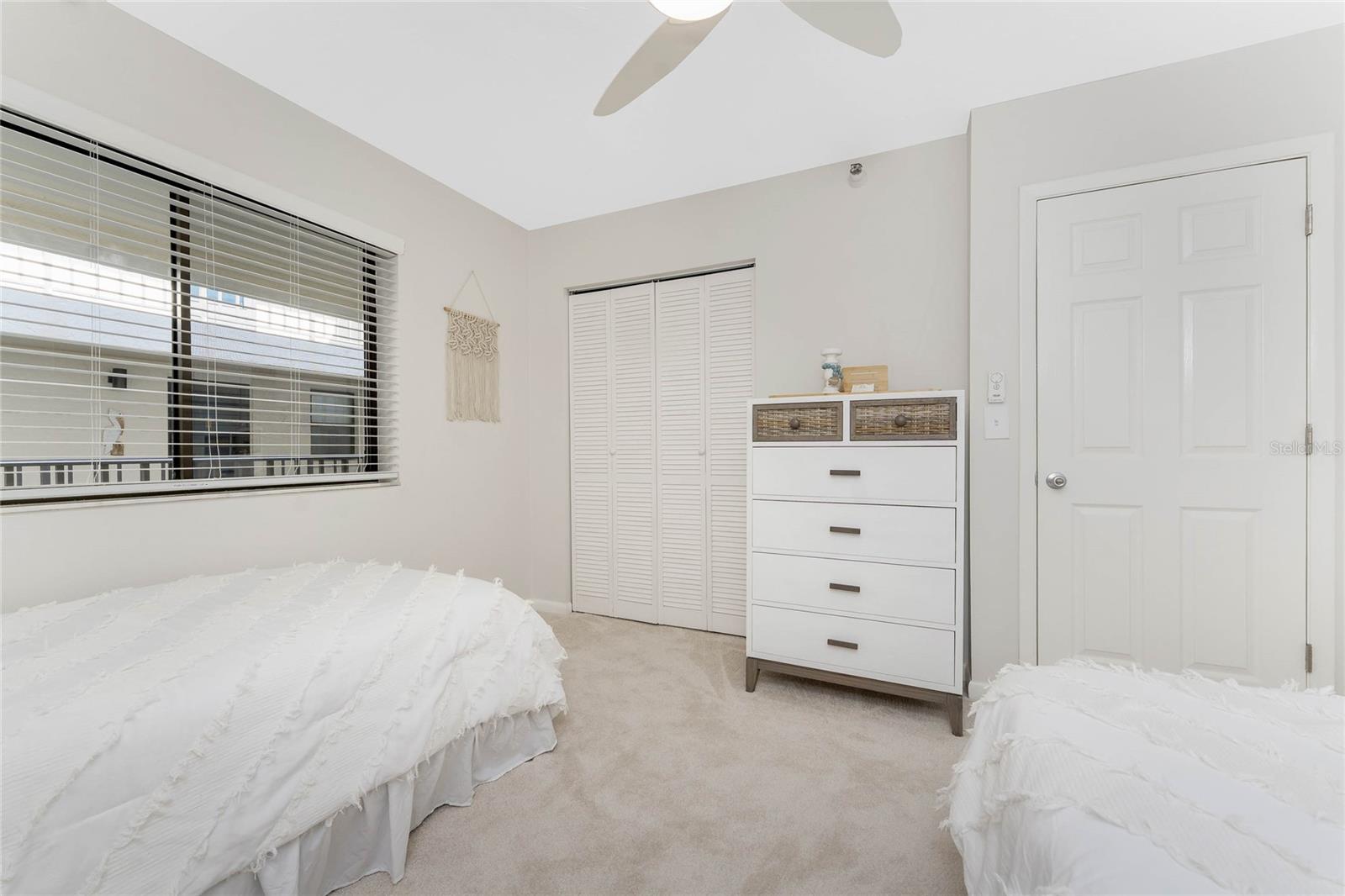 SANDPIPER KEY BLDG 04 - Residential