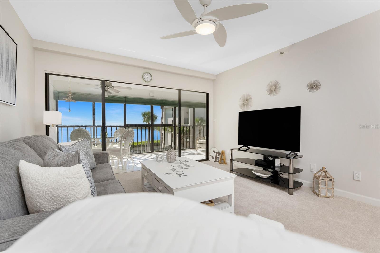 SANDPIPER KEY BLDG 04 - Residential