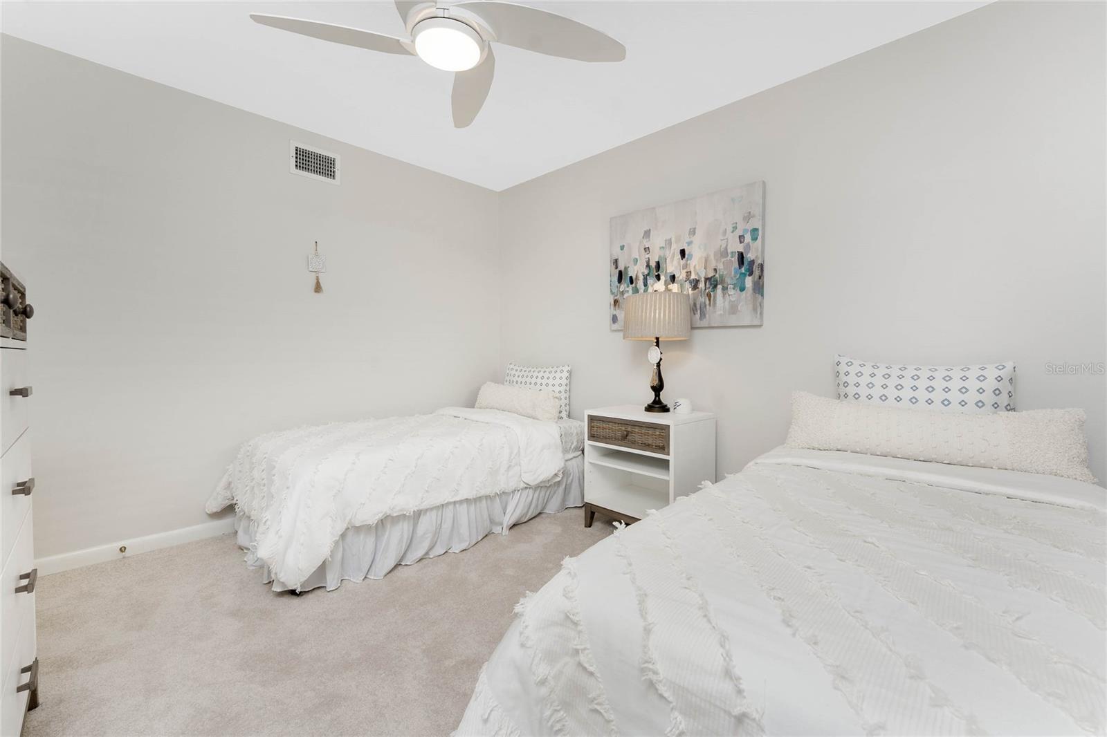SANDPIPER KEY BLDG 04 - Residential