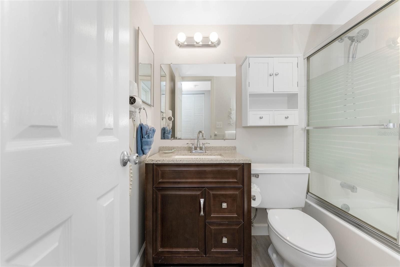 SANDPIPER KEY BLDG 04 - Residential