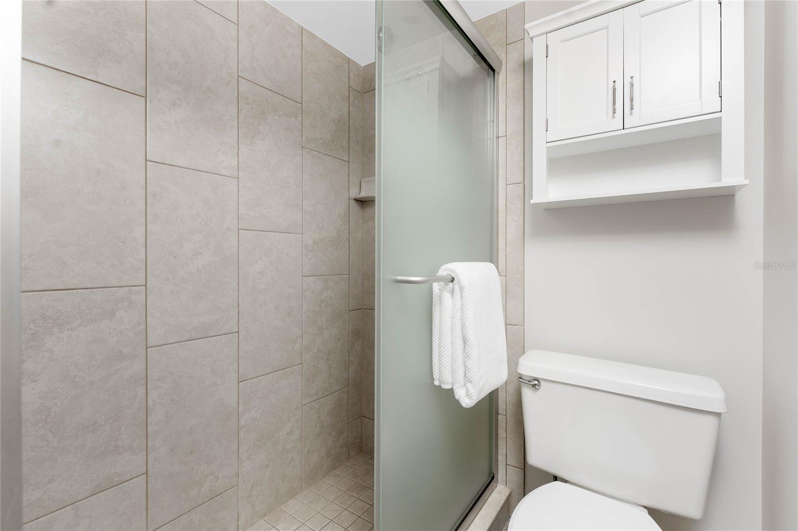 SANDPIPER KEY BLDG 04 - Residential