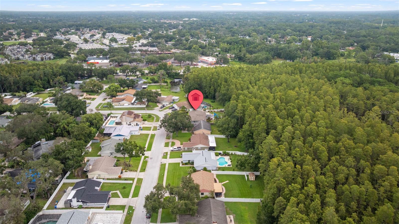 COUNTRY RUN UNIT 1 - Residential