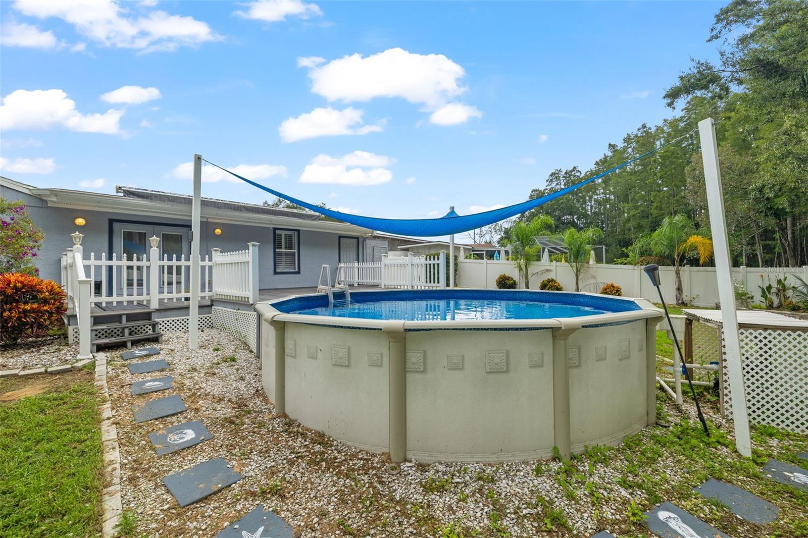 COUNTRY RUN UNIT 1 - Residential