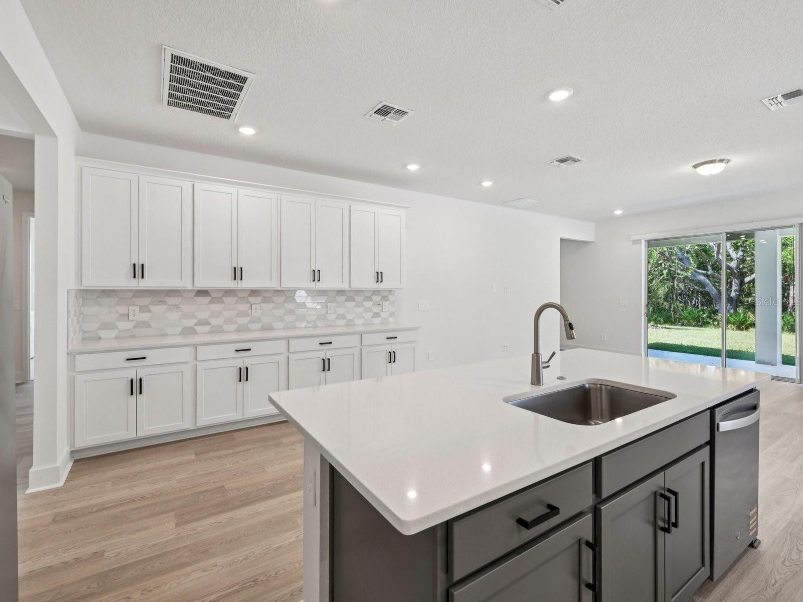 RIDGEHAVEN - Residential