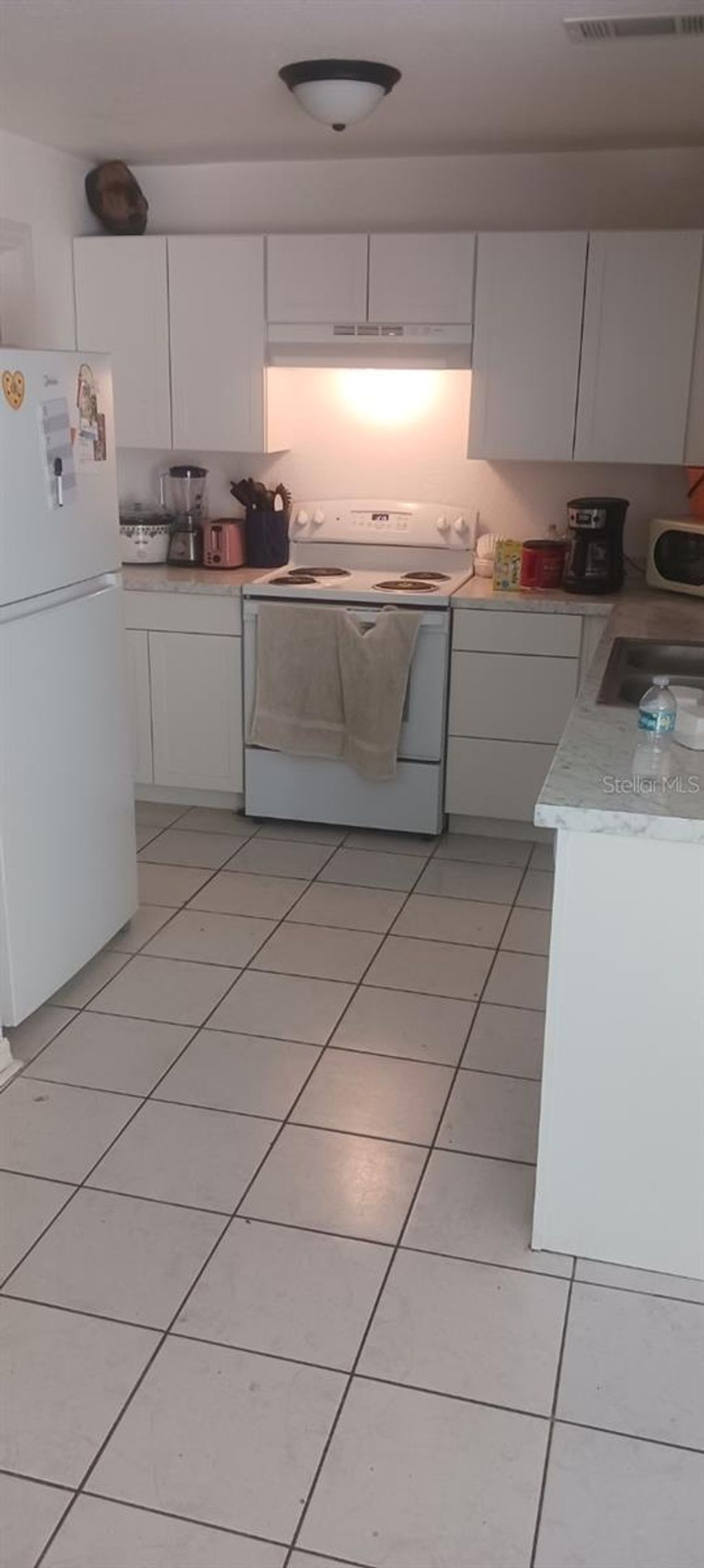 Photo of 887 Leeward Road, Venice, FL 34293 (MLS # TB8441882)