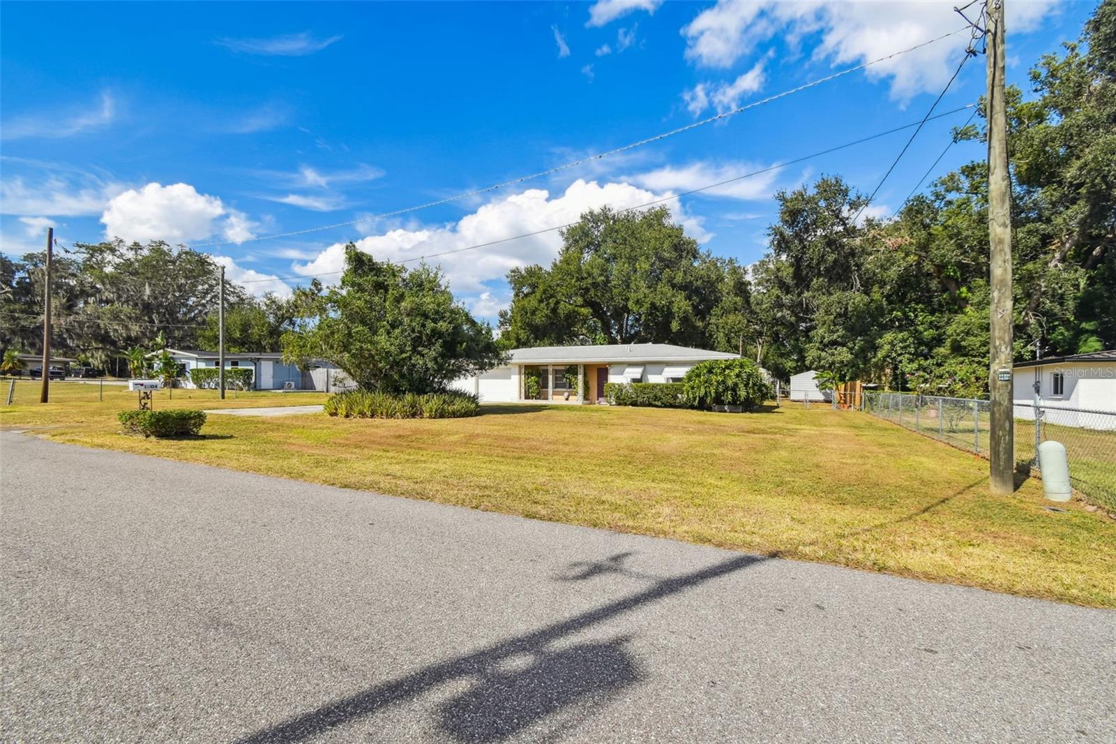 VAN SANT SUB - Residential