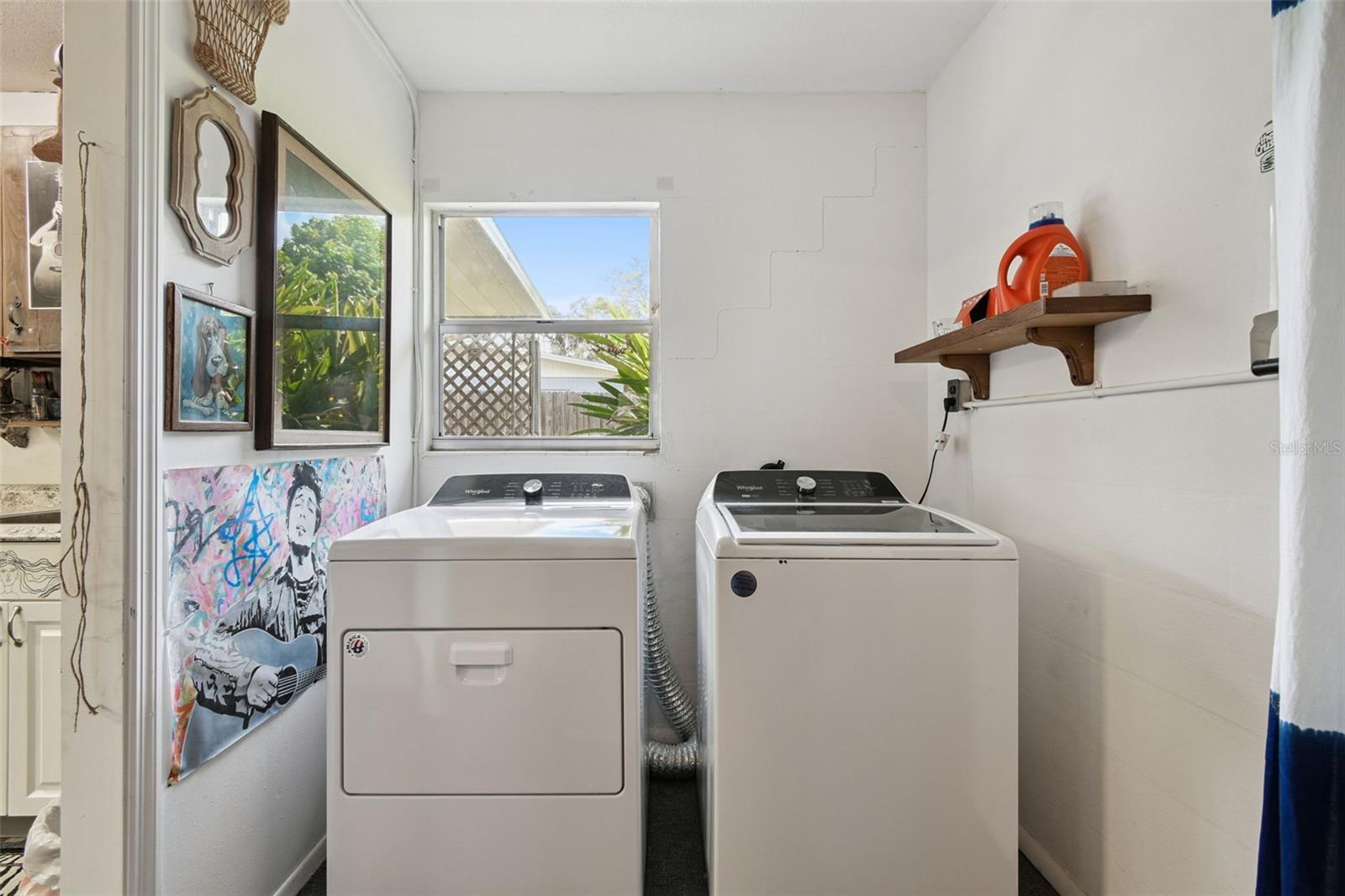 VAN SANT SUB - Residential