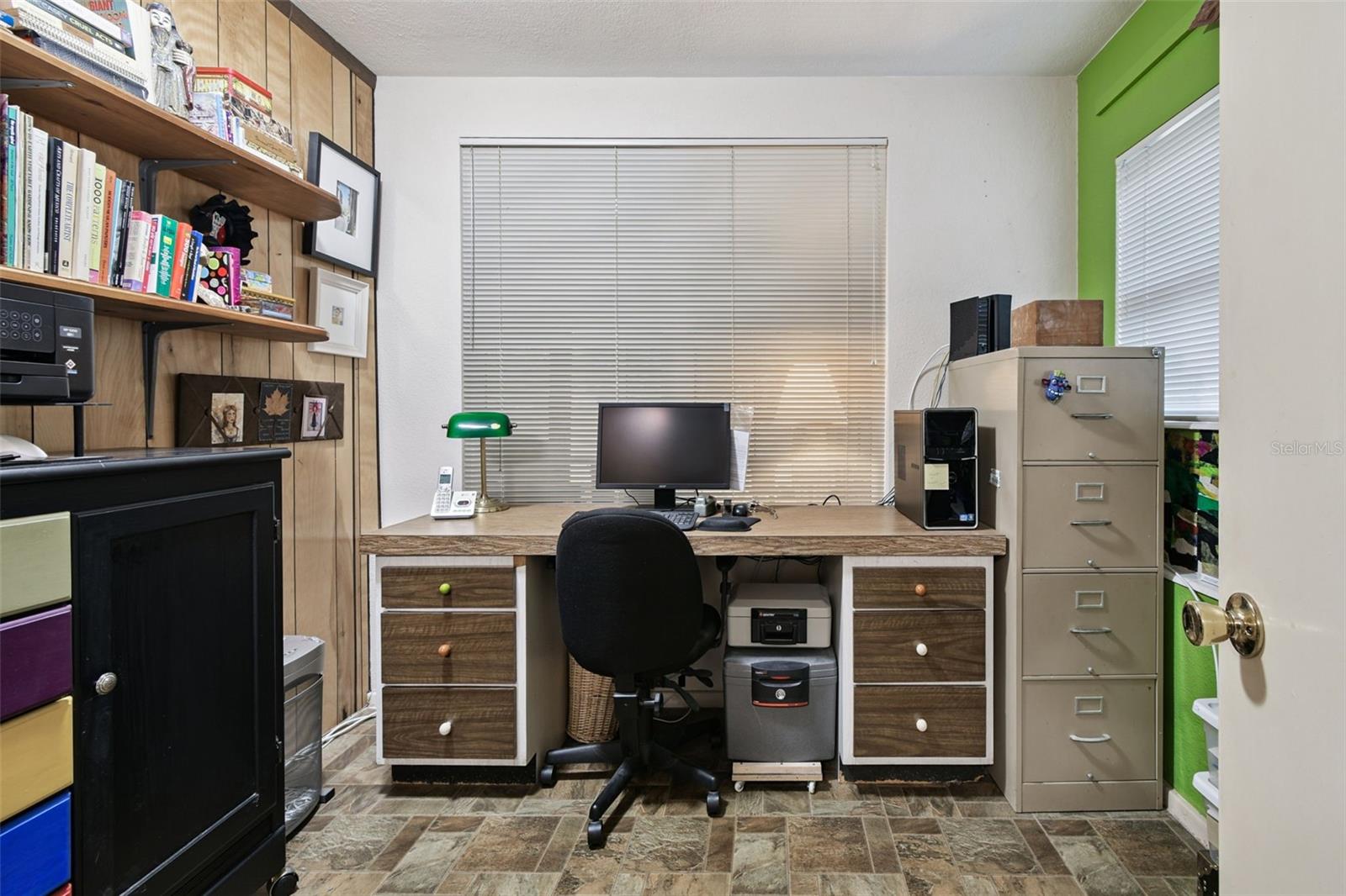 VAN SANT SUB - Residential