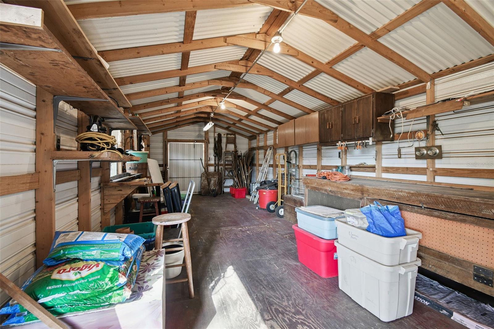 VAN SANT SUB - Residential