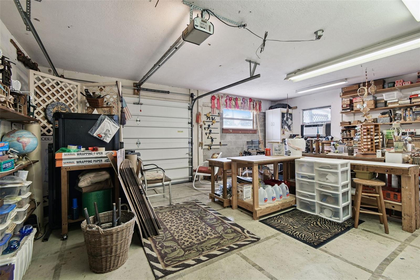 VAN SANT SUB - Residential