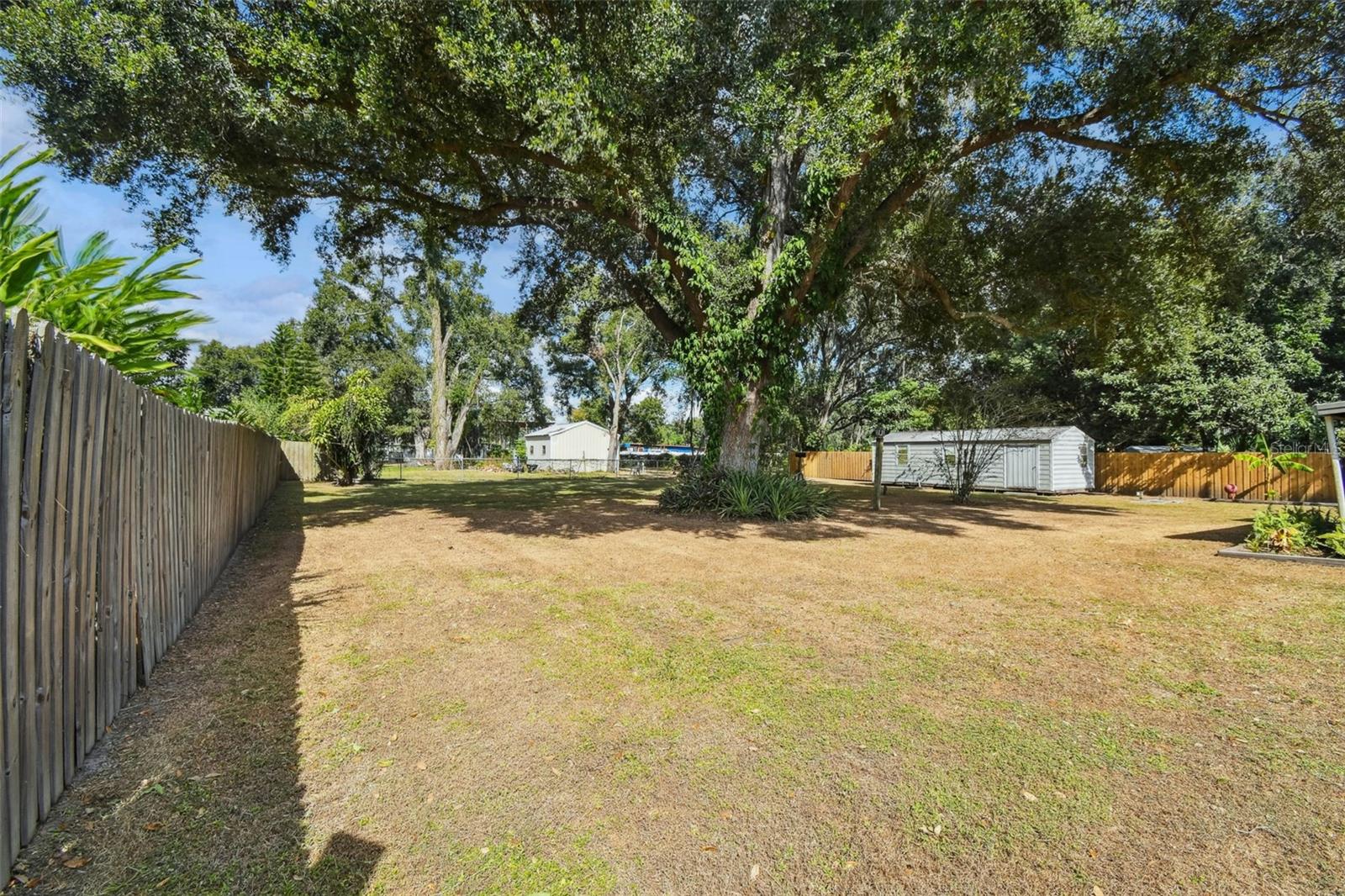 VAN SANT SUB - Residential