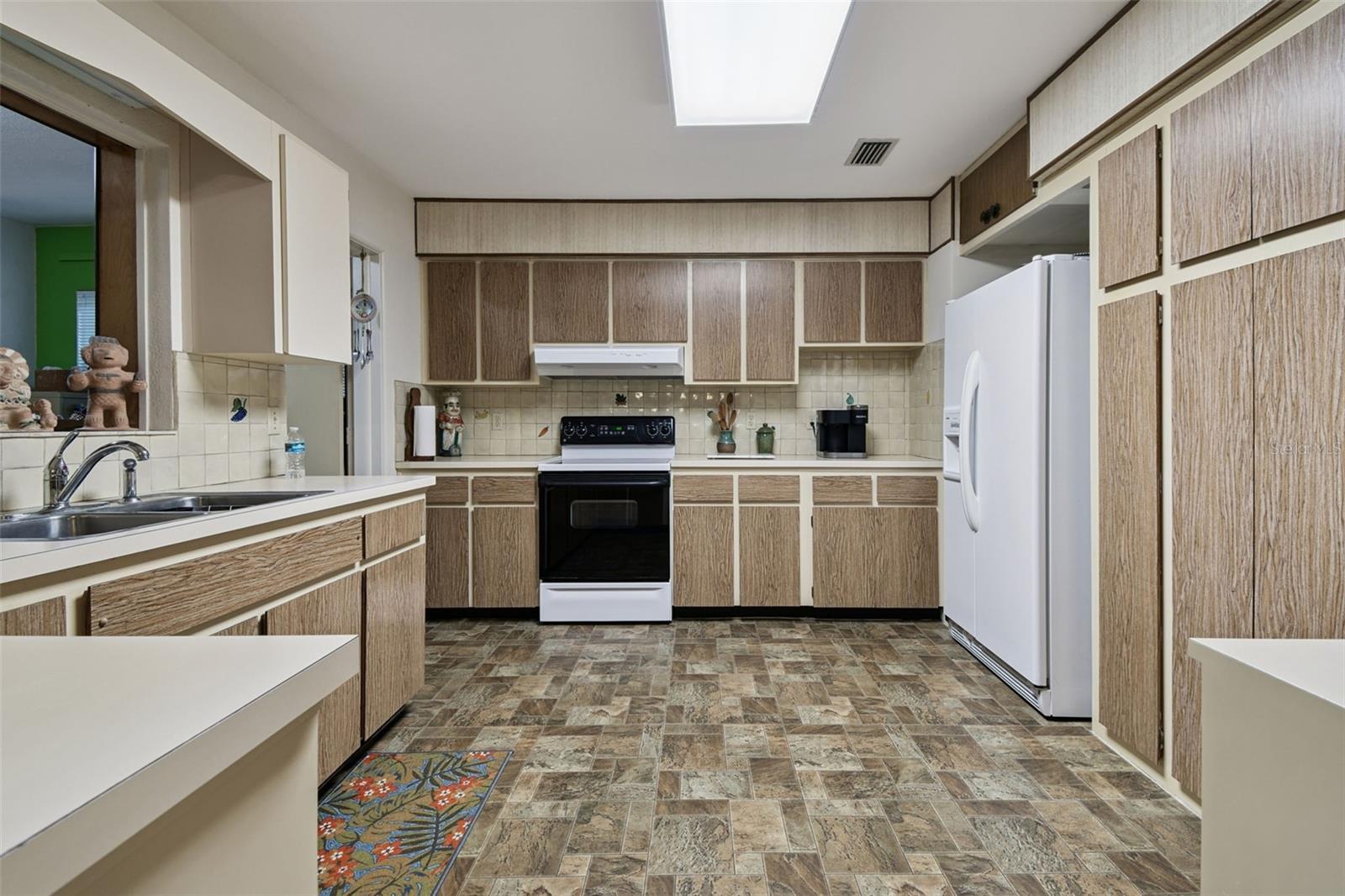 VAN SANT SUB - Residential