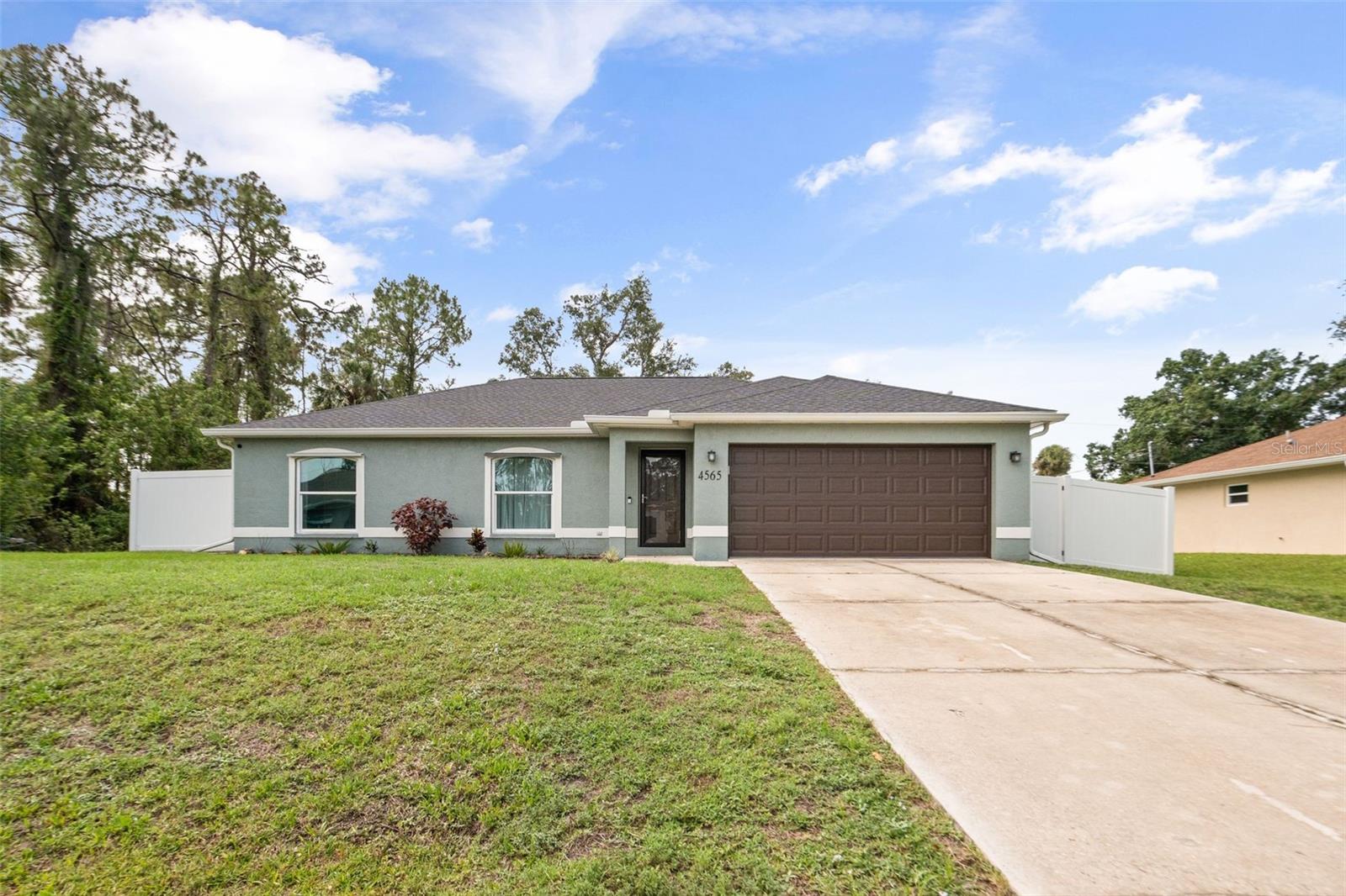 BEAUTIFUL HOME, GREAT LOCATION with New Roof, 6" Seamless Gutters, Hurricane Shutters, Hurricane Screen for Lanai and Hurricane-rated Garage Door, just waiting for someone to make it theirs! This 3 Bedroom / 2 Bath/ 2 Car Garage home features an open, split-wing floorplan, with vaulted ceilings, new all smart things wifi appliances and granite countertops. This home features updated bathrooms, a walk-in closet in the primary bedroom and luxury vinyl flooring in the main areas. Convenient access to the covered lanai, partially fenced back yard, and outdoor entertaining space for you to enjoy with friends and family, including a welcoming fire pit and movie projector screen on the back porch for all to watch. A new Rubbermaid shed provides extra storage for gardening, bikes or workspace. There is plenty of room to add that pool! With no deed restrictions or HOA, bring your toys and enjoy! ASSUMABLE VA LOAN: More information available.
Conveniently located between I-75 off Sumpter & US Hwy 41 (Tamiami Trail), Shopping, Restaurants, Warm Mineral Springs, Town Center Mall & Theaters, North Port's Aquatic Center with Olympic size heated Pool, Slides & Lazy River, local Beaches, multiple Golf Courses, boating, kayaking, Wellen Park's Atlanta Braves Spring Training Center & Stadium, downtown Historic Venice & so much more!