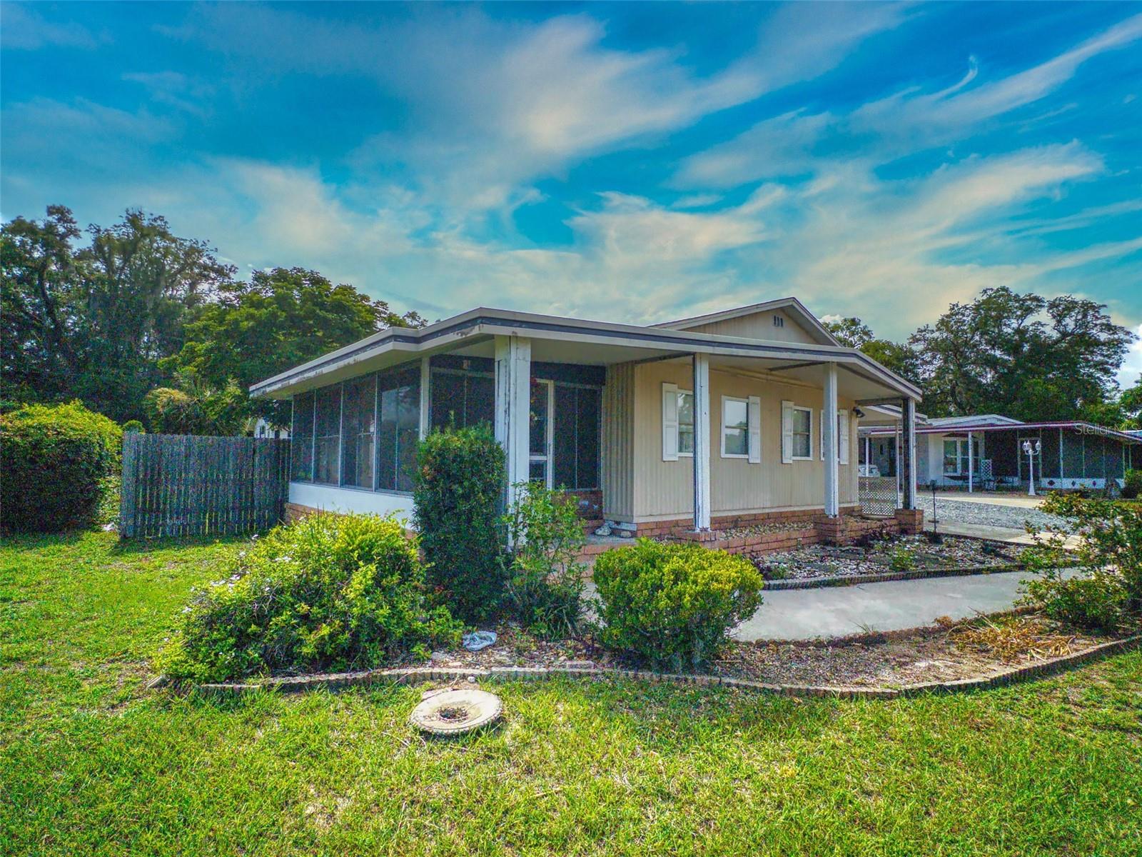 OAK PARK VILLAGE - Residential