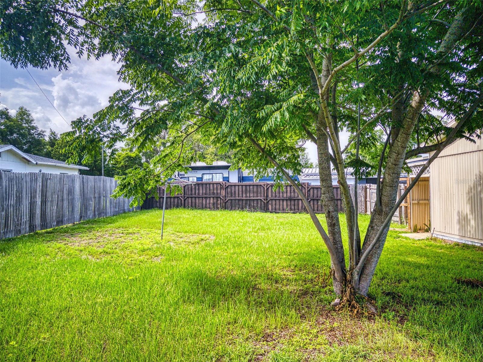 OAK PARK VILLAGE - Residential