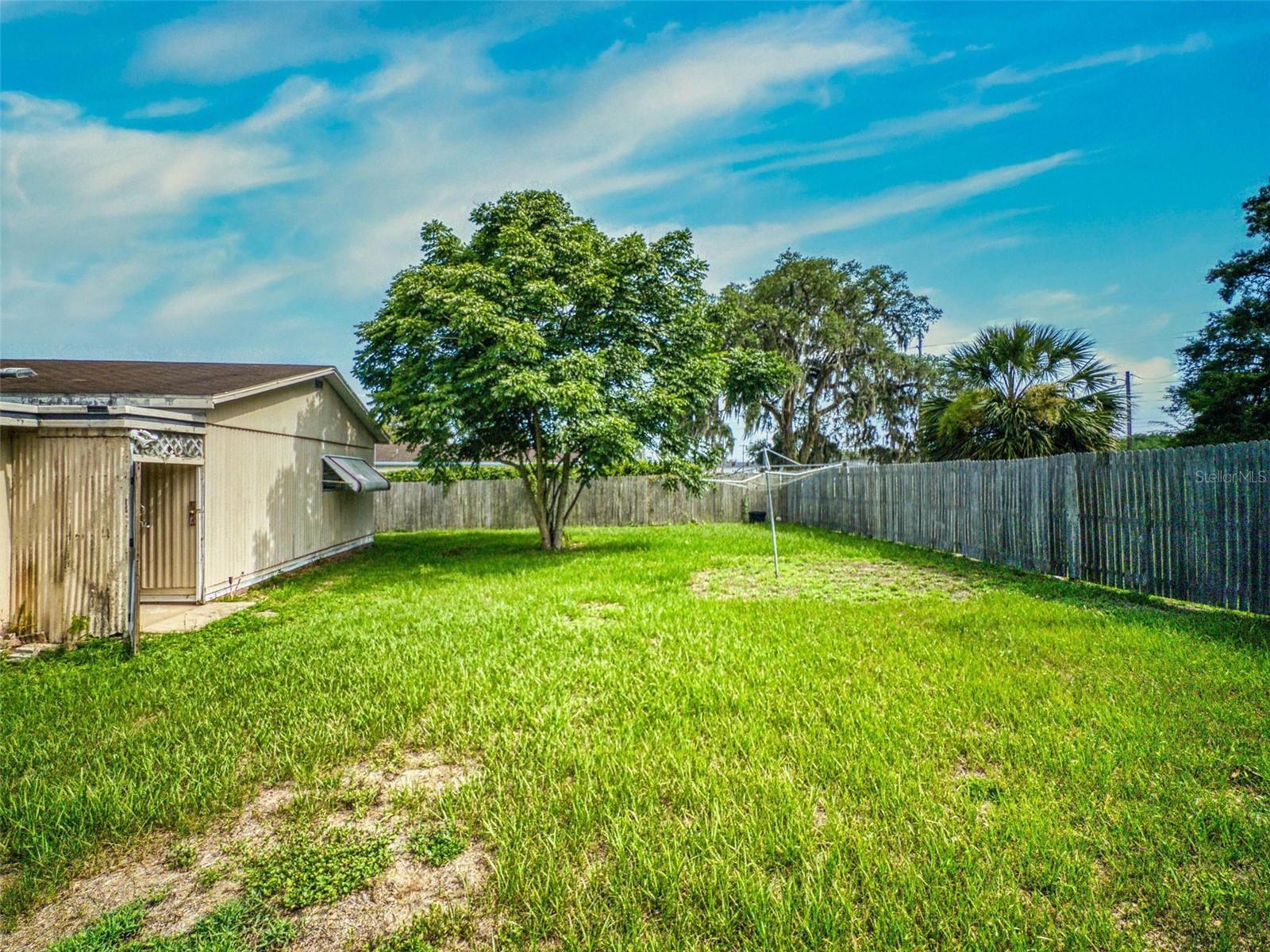 OAK PARK VILLAGE - Residential