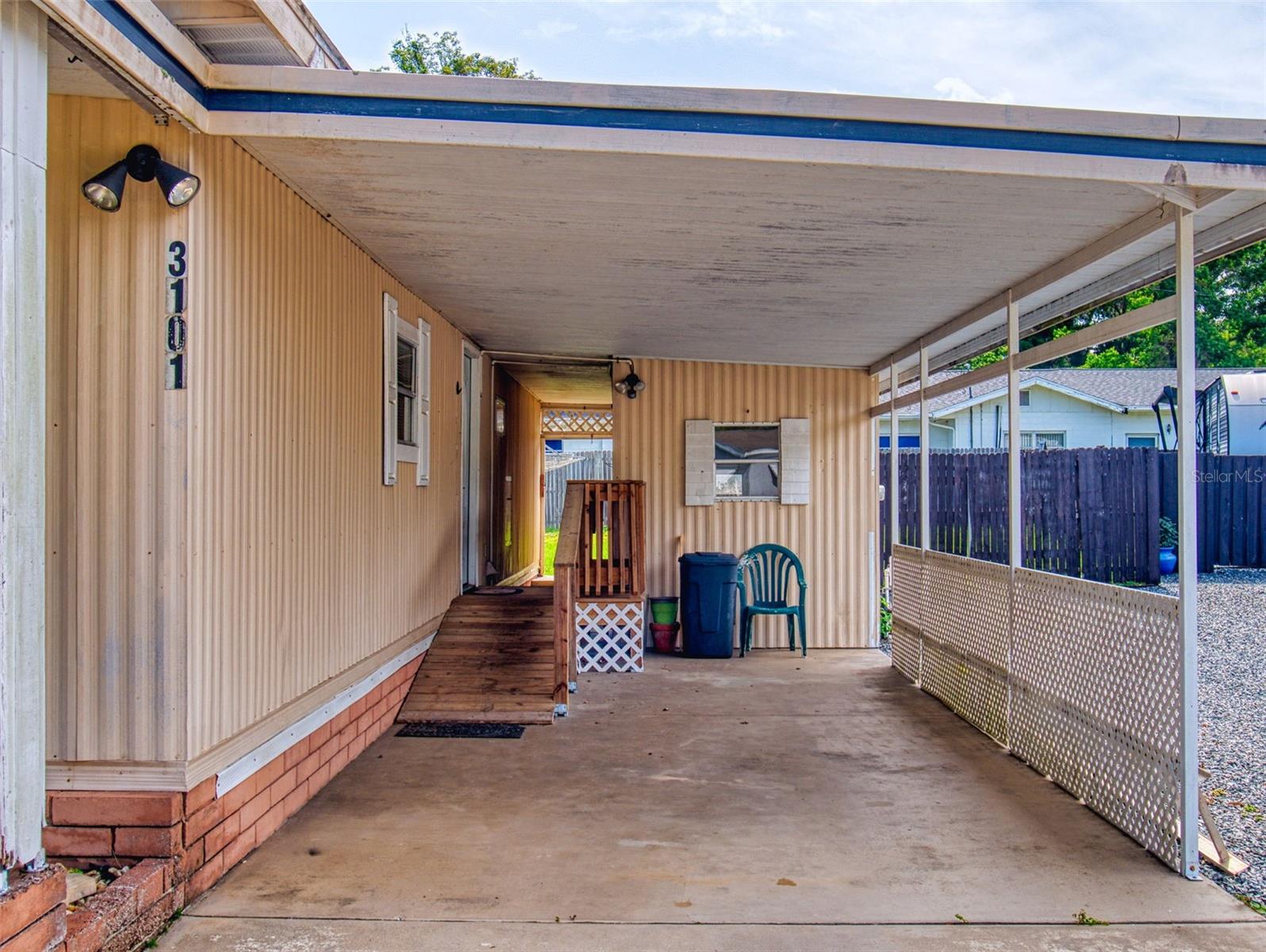 OAK PARK VILLAGE - Residential