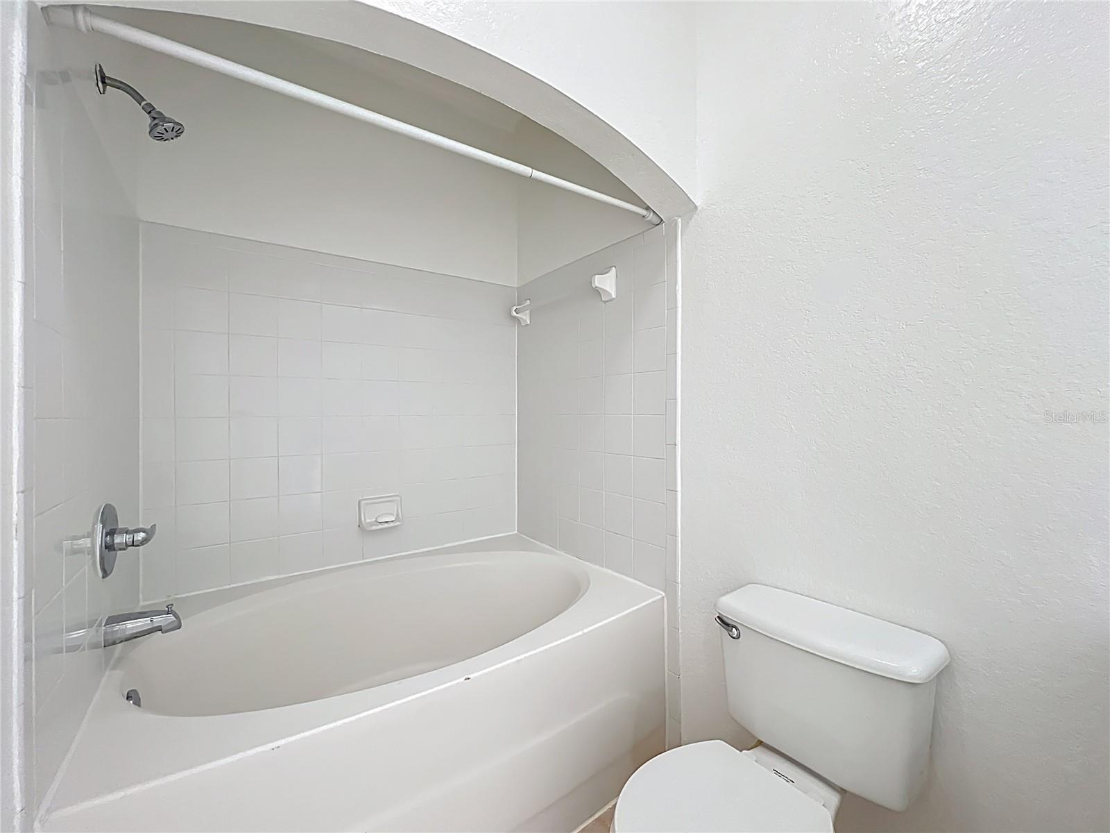 NOTTING HILL A CONDO - Residential