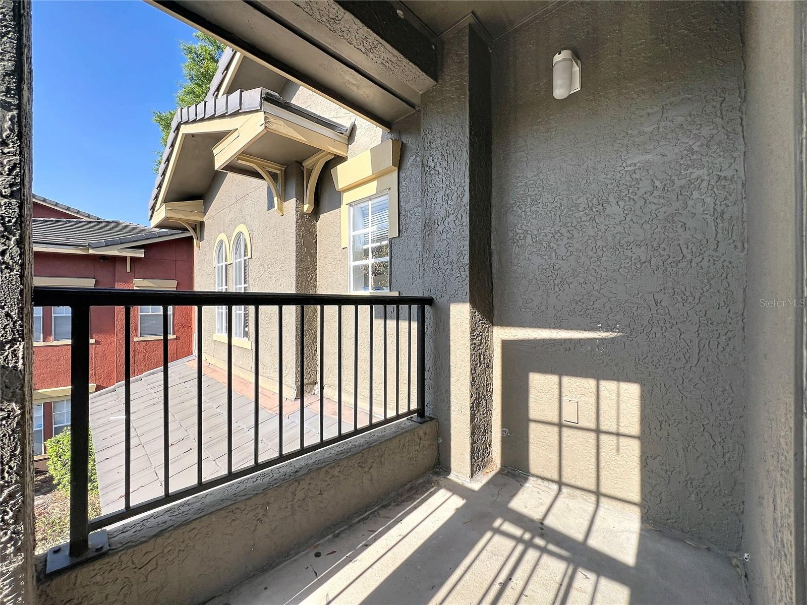 NOTTING HILL A CONDO - Residential