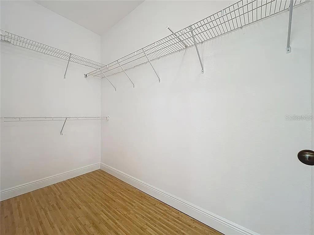 NOTTING HILL A CONDO - Residential