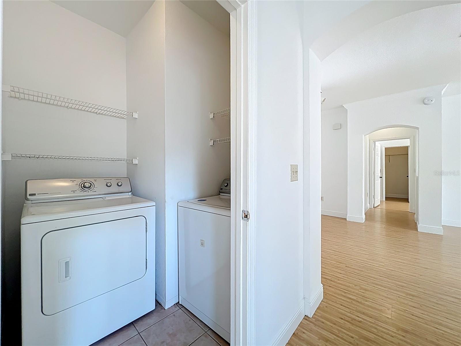 NOTTING HILL A CONDO - Residential