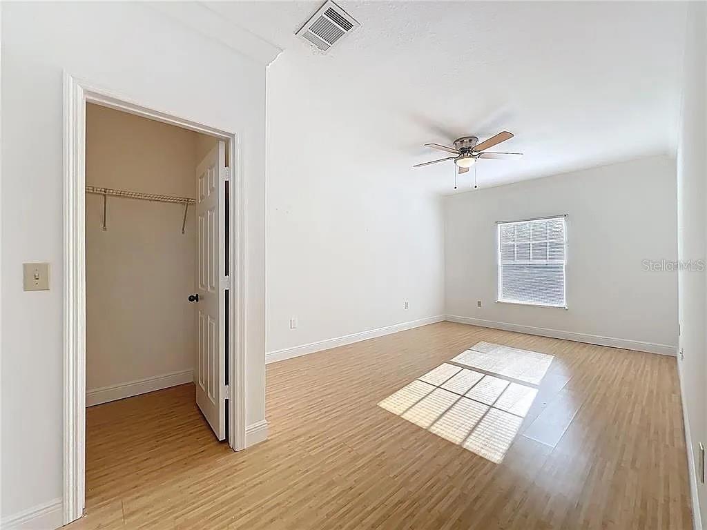 NOTTING HILL A CONDO - Residential