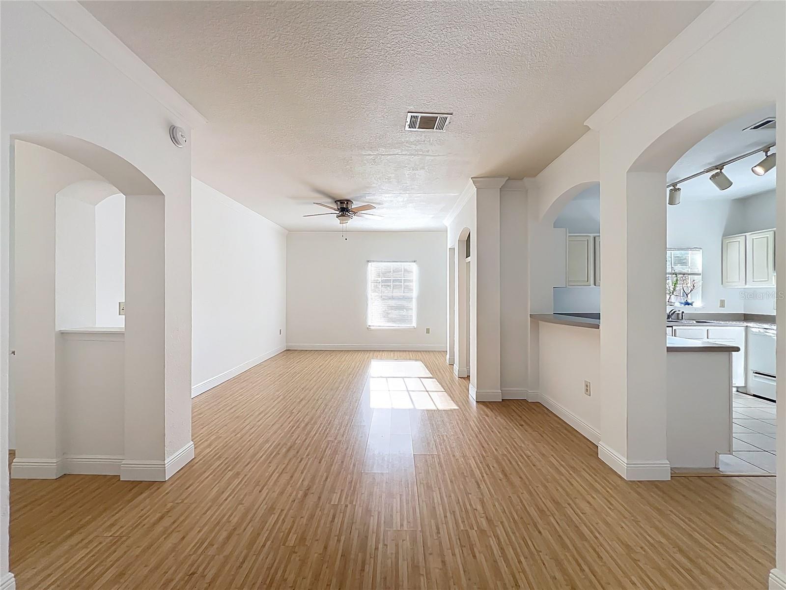 NOTTING HILL A CONDO - Residential