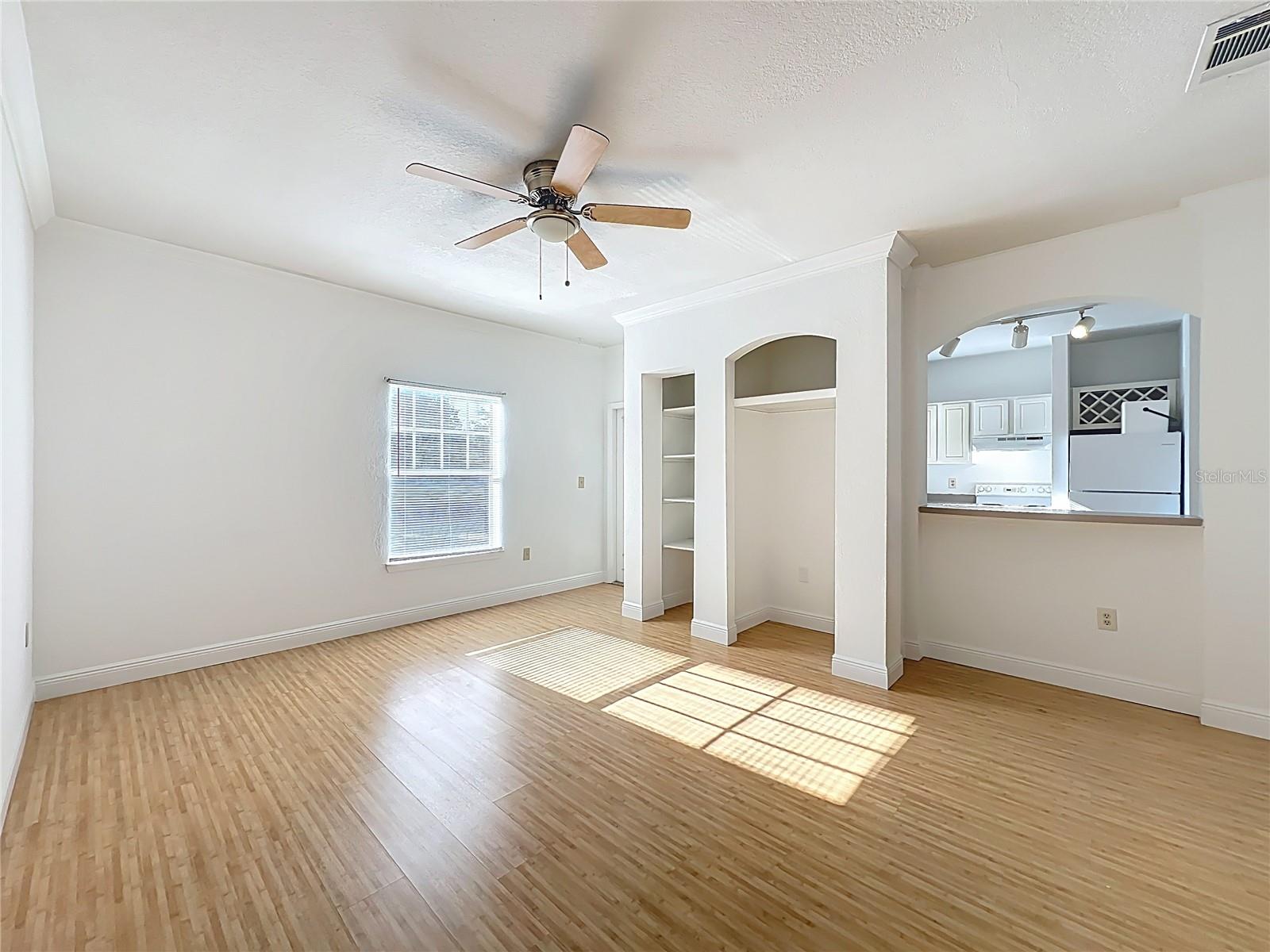 NOTTING HILL A CONDO - Residential