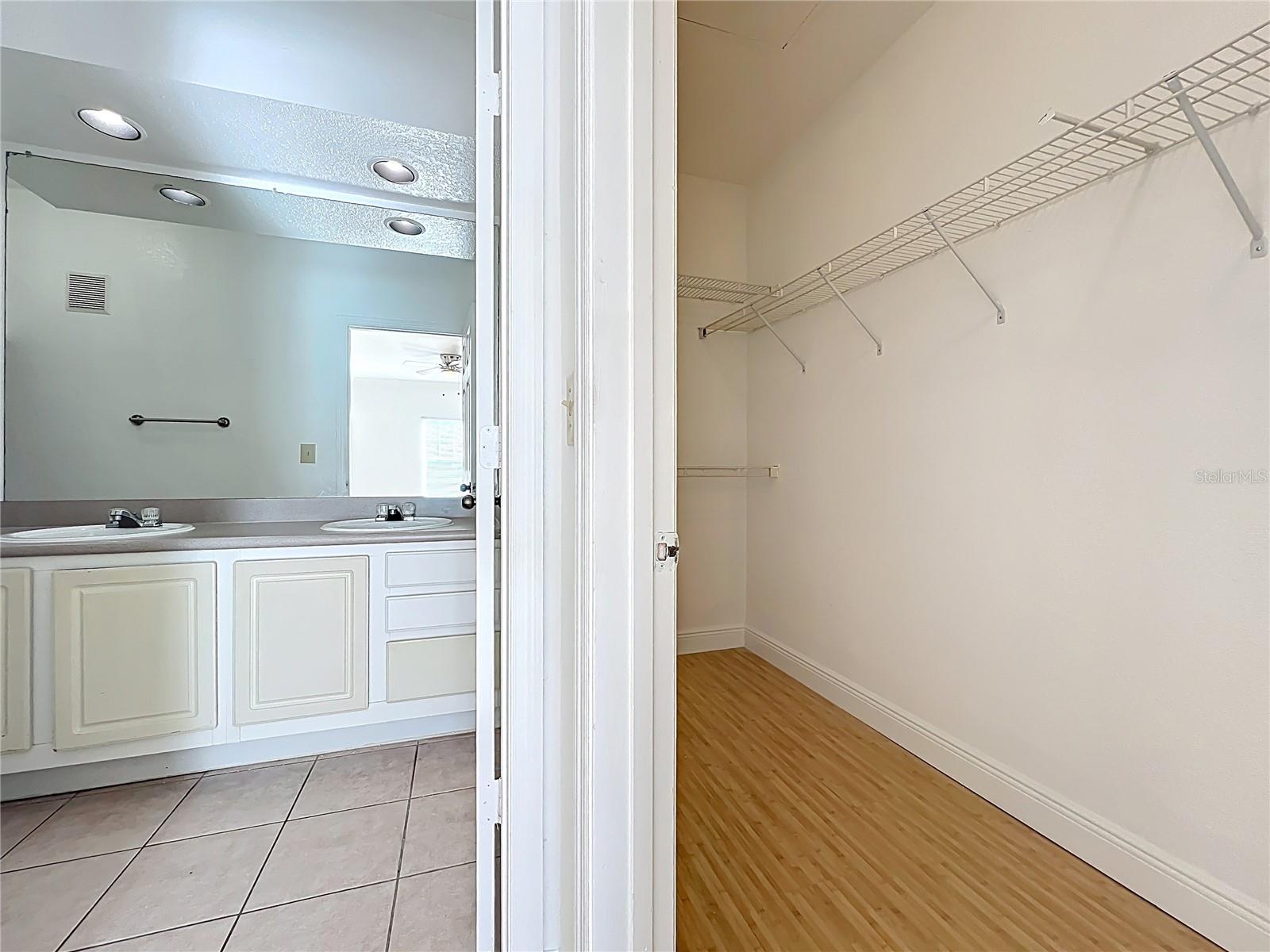 NOTTING HILL A CONDO - Residential