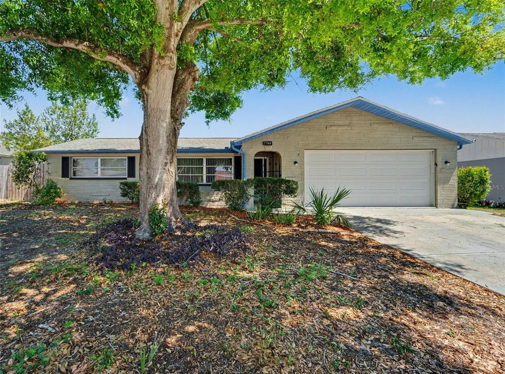 Photo of 7744 Waterford Street, New Port Richey, FL 34653 (MLS # O6391316)