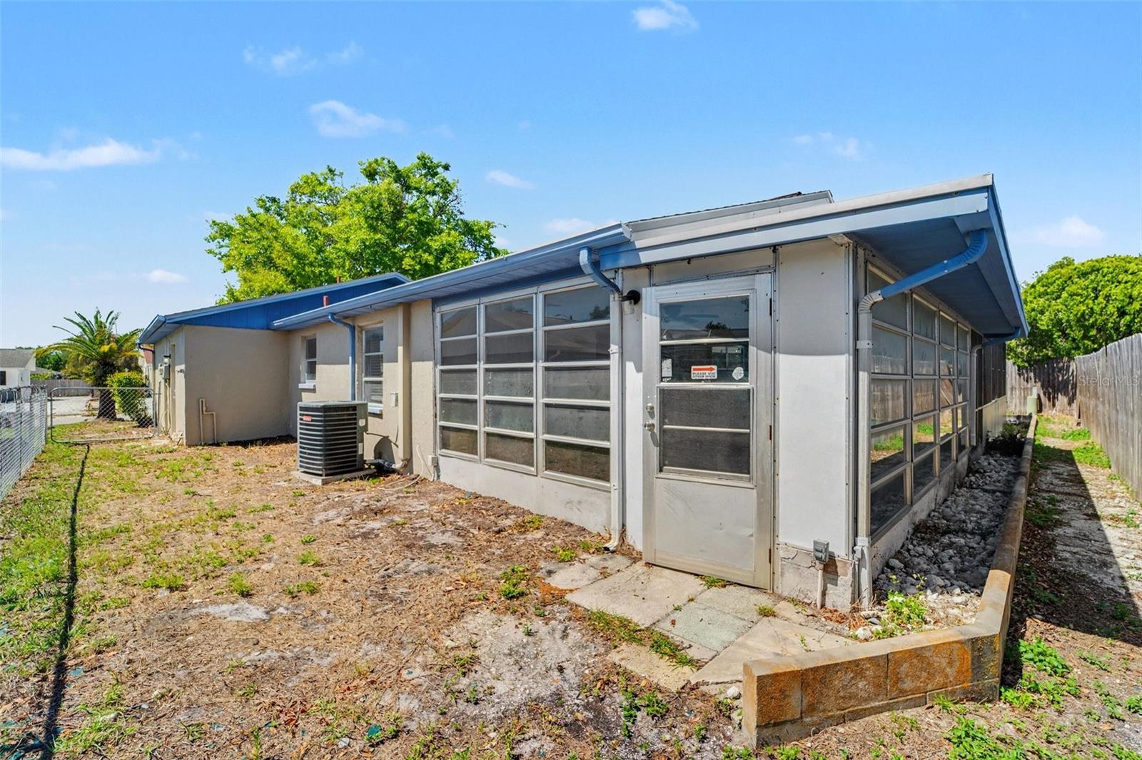 HILLANDALE - Residential