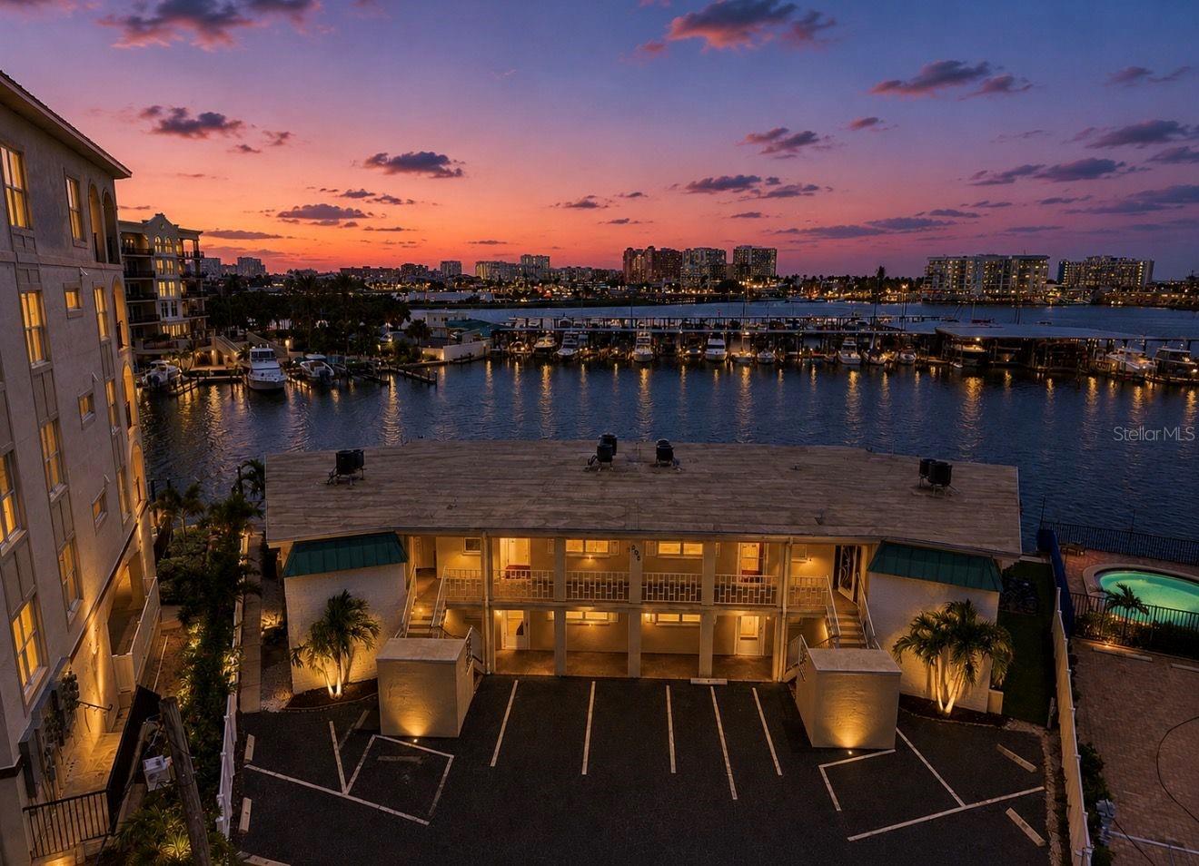 205 DOLPHIN POINT 4