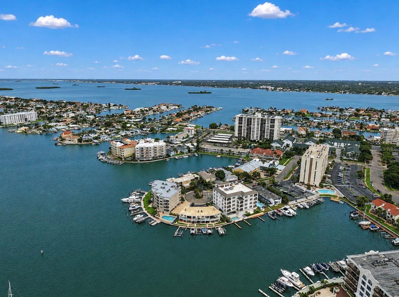 205 DOLPHIN POINT 4