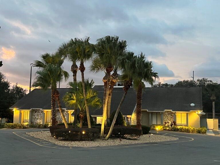 WEDGEWOOD TENNIS VILLAS - Residential Lease