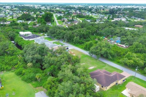 A home in NORTH PORT