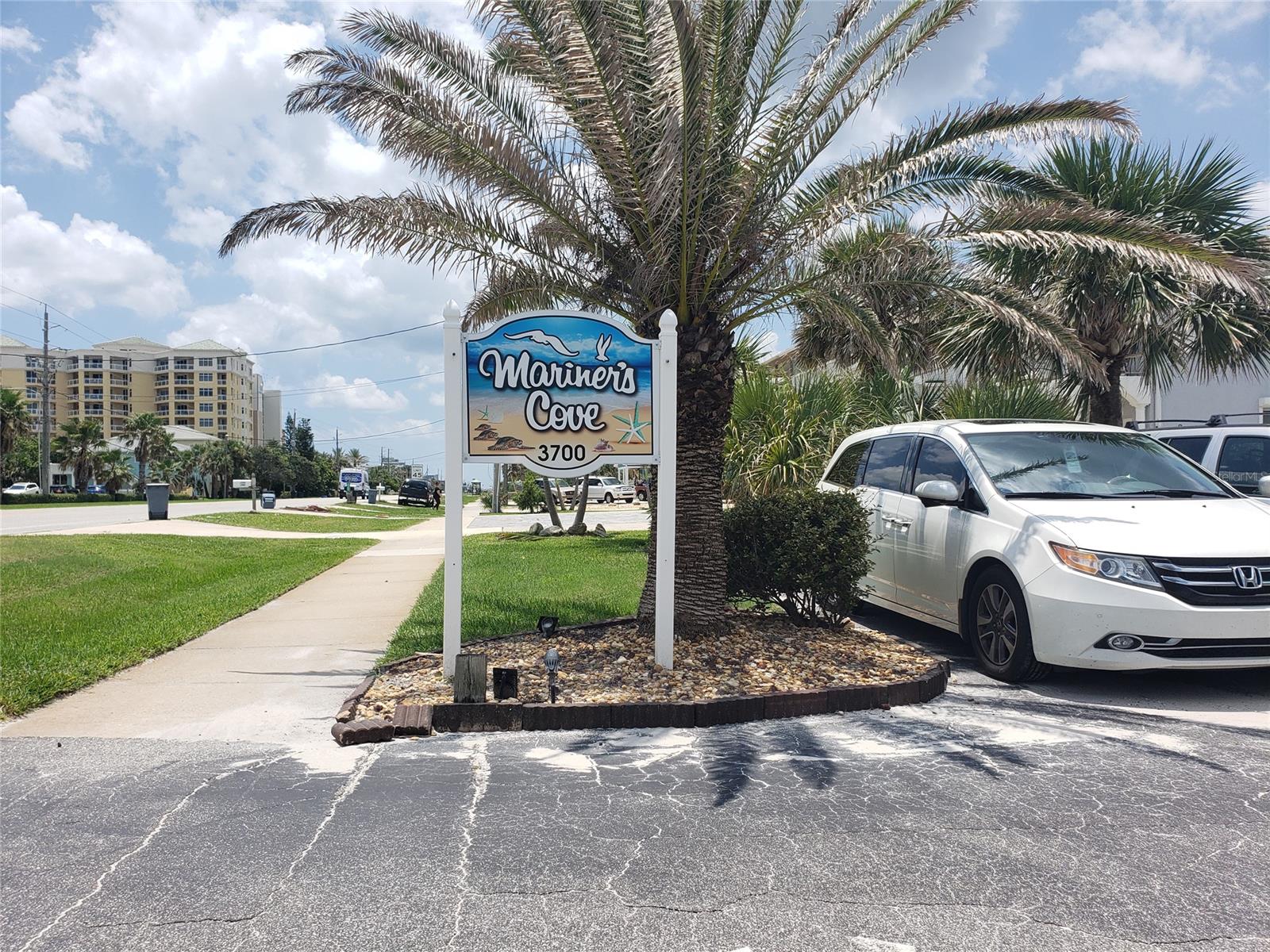 3700 S ATLANTIC AVENUE 301
